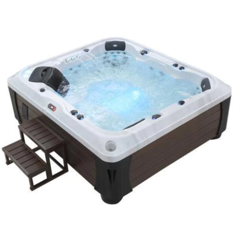 spa lodges with hot tubs uk