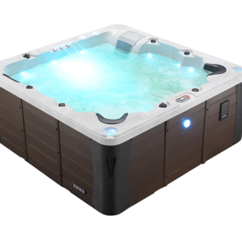 6-person hot tub