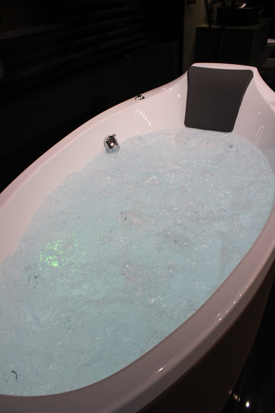 Tiaara Oxypool System Free Standing