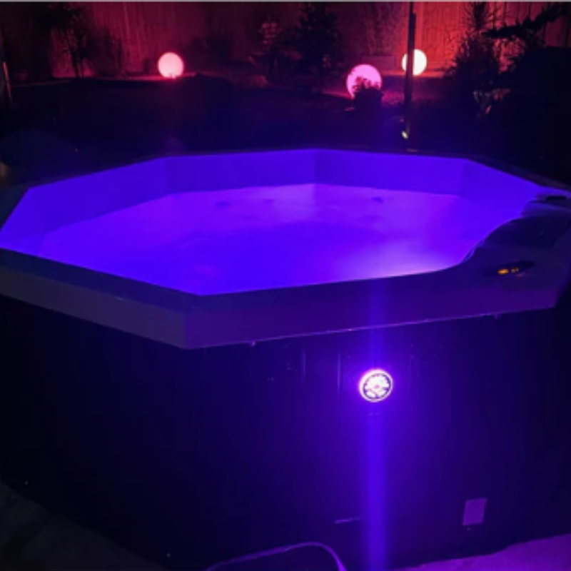 Muskoka 6-Seater Plug and Play Hot Tub Lighting