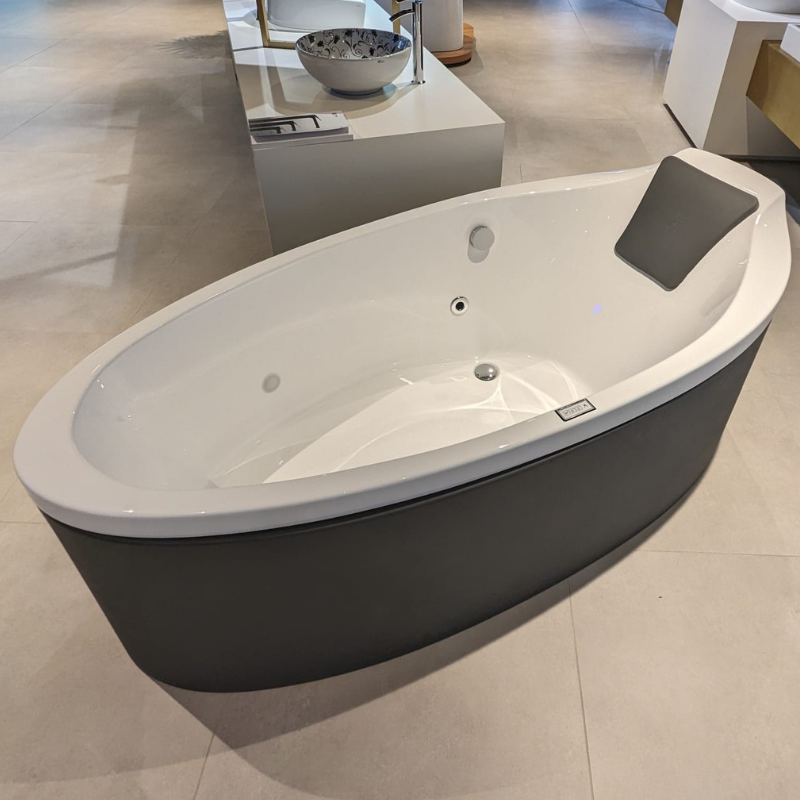 Built-in Bathtub