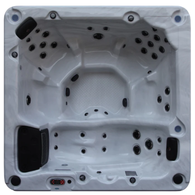 Thunder Bay Hot Tub 44-Jet - 6 Person